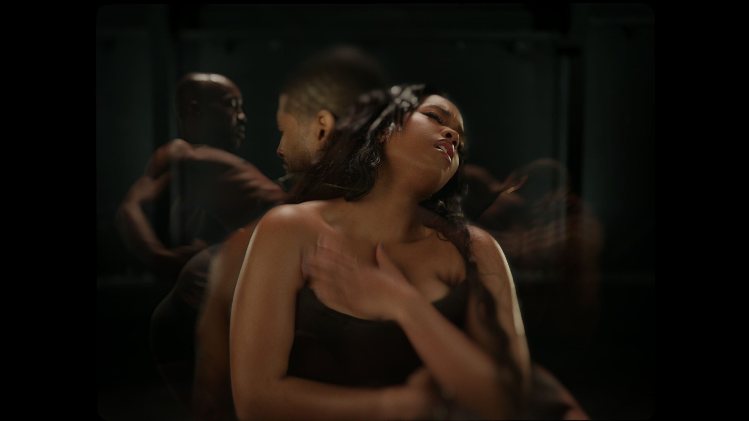 Usher_Risc_It_All_clean_UHD_4444-015.mov_snapshot_02.32.279